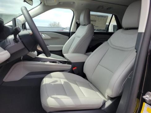 New 2025 Ford Explorer Active w/ Active Comfort Package image 13
