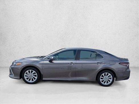 Used 2024 Toyota Camry LE FWD image 8