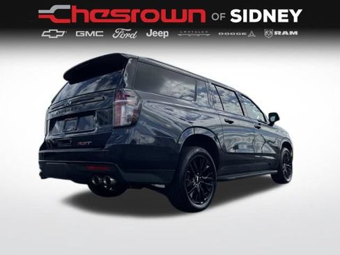 Used 2023 Chevrolet Suburban RST w/ Sport Performance Package AWD/4WD image 13