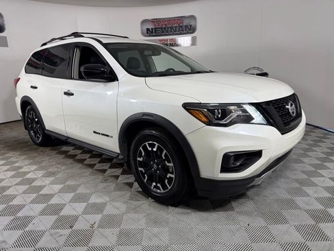 Used 2019 Nissan Pathfinder SL FWD image 1