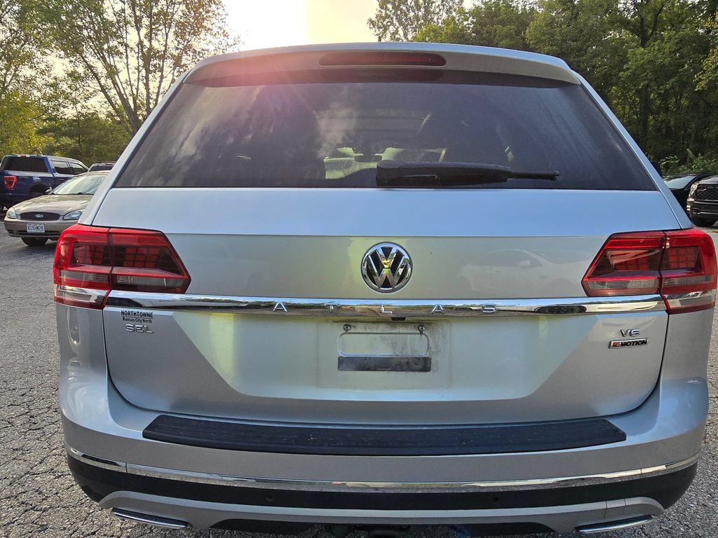 Used 2019 Volkswagen Atlas SEL Premium AWD/4WD image 6