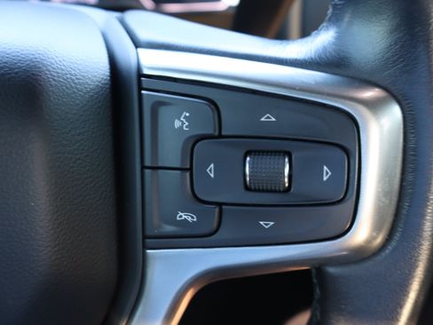 Used 2021 Chevrolet Silverado 1500 LT AWD/4WD image 23