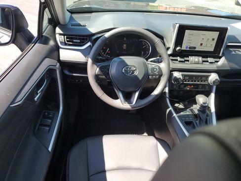 Used 2025 Toyota RAV4 XLE Premium w/ Weather Package AWD/4WD image 8