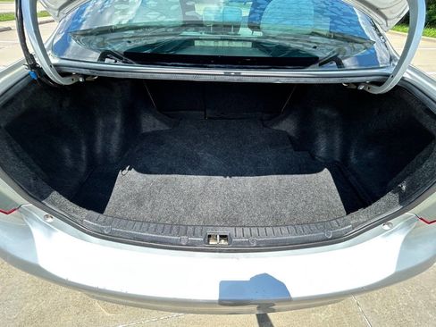 Used 2013 Toyota Corolla LE FWD image 11