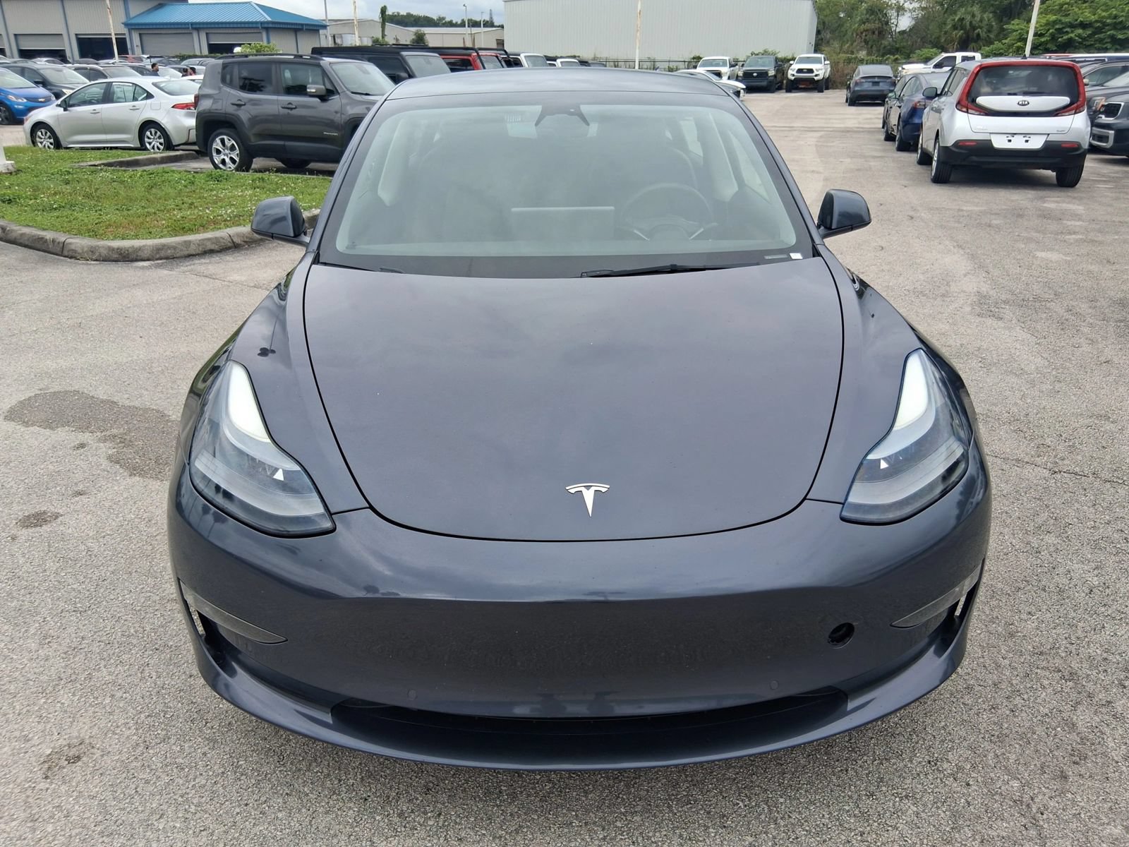 Used 2022 Tesla Model 3 Long Range AWD/4WD image 2