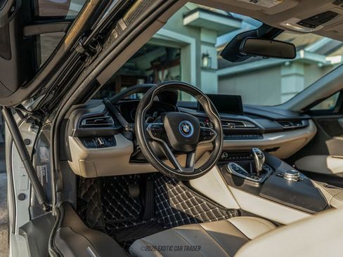 Used 2016 BMW i8 image 16