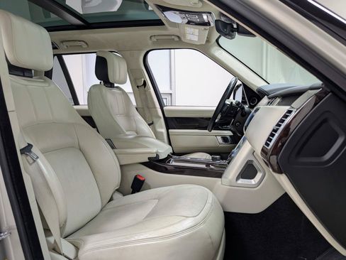 Used 2020 Land Rover Range Rover HSE AWD/4WD image 25
