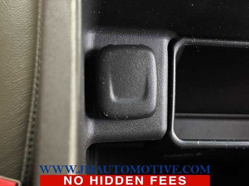 Used 2015 GMC Sierra 1500 SLT w/ SLT Crew Cab Value Package image 37