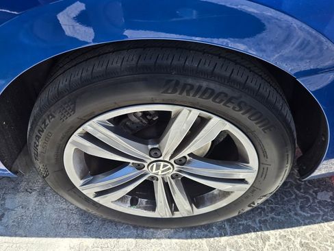 Used 2023 Volkswagen Jetta SE FWD image 8