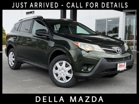 Used 2013 Toyota RAV4 LE image 1