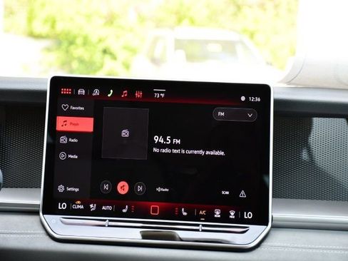 New 2026 Volkswagen Tiguan SE FWD image 22