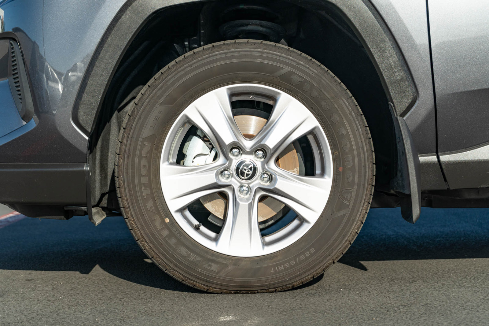 Certified 2025 Toyota RAV4 XLE AWD/4WD image 5