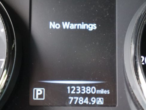 Used 2016 Nissan Rogue S AWD/4WD image 44