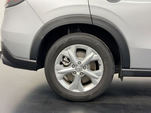 Certified 2023 Honda HR-V LX image 27