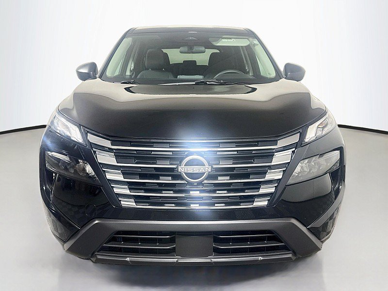 Certified 2026 Nissan Rogue S AWD/4WD image 2