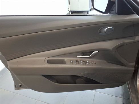 Certified 2023 Hyundai Elantra SEL image 13