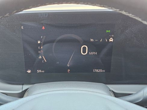 Used 2025 Buick Envista Sport Touring FWD image 20