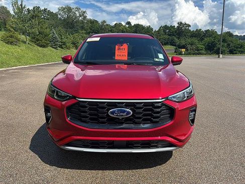 Certified 2023 Ford Escape ST-Line Elite w/ Premium Technology Package AWD/4WD image 7