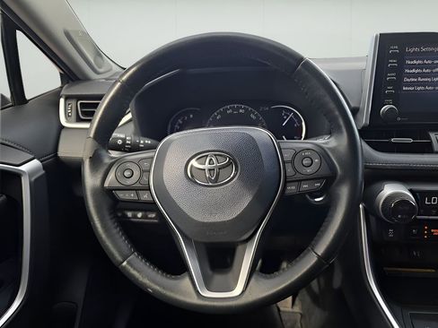 Used 2019 Toyota RAV4 Limited image 27