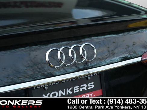 Used 2022 Audi A4 2.0T Premium w/ Convenience Package image 36