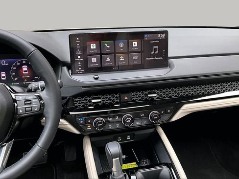 Used 2023 Honda Accord Touring image 7