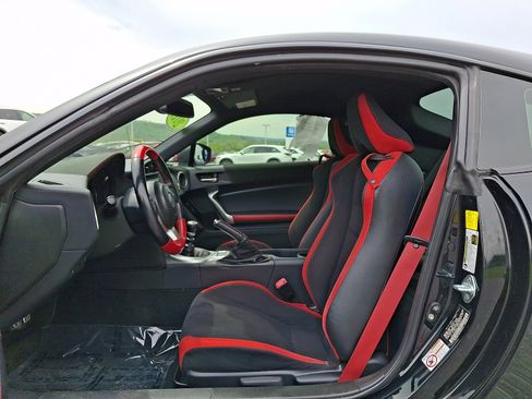 Used 2019 Toyota 86 TRD SE RWD image 13