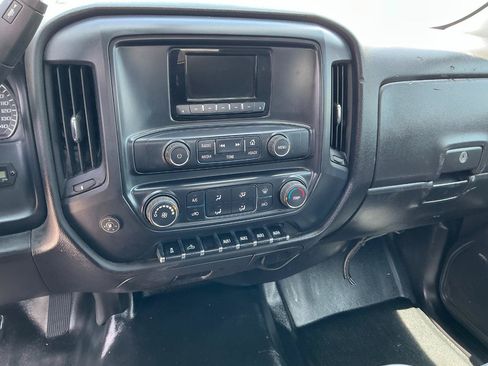 Used 2015 Chevrolet Silverado 2500 W/T AWD/4WD image 11