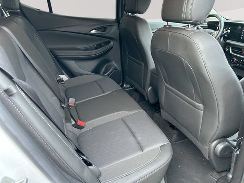 Used 2024 Buick Encore GX Preferred FWD image 27