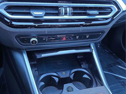 Used 2024 BMW 330i Sedan w/ Convenience Package image 28