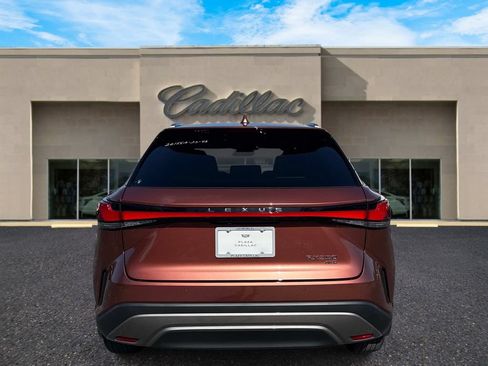 Used 2023 Lexus RX 350 Premium Plus w/ Accessory Package (Z1) AWD/4WD image 4