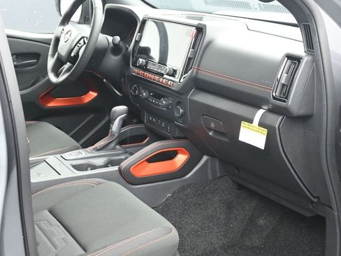 New 2026 Nissan Frontier PRO-4X w/ Pro-4x Convenience Package AWD/4WD image 6