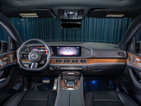Certified 2025 Mercedes-Benz GLS 450 4MATIC image 14