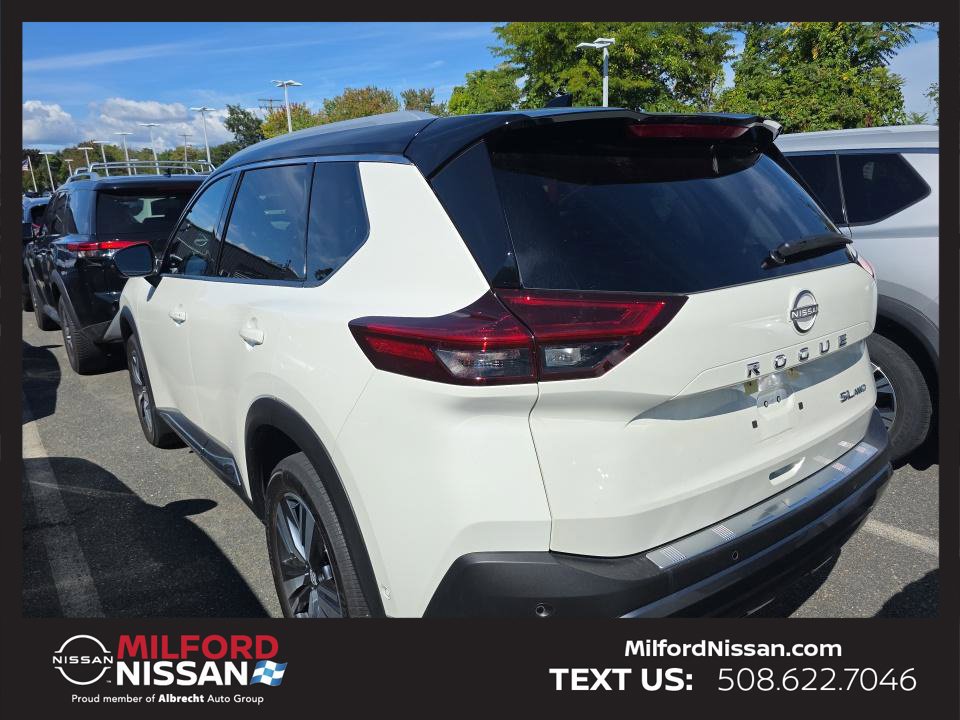 Certified 2023 Nissan Rogue SL w/ SL Premium Package AWD/4WD image 3