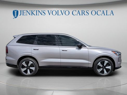 New 2026 Volvo EX90 Plus RWD image 3