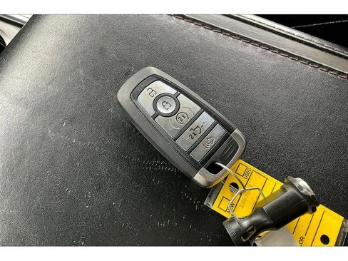 Used 2019 Ford F350 Platinum w/ Platinum Ultimate Package image 13