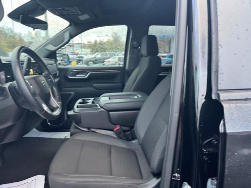 Used 2025 Chevrolet Silverado 1500 RST image 19