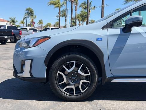 Used 2019 Subaru Crosstrek Hybrid w/ Moonroof Package w/Navigation AWD/4WD image 22