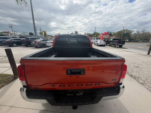 Used 2016 Toyota Tacoma SR5 w/ Towing Package RWD image 8