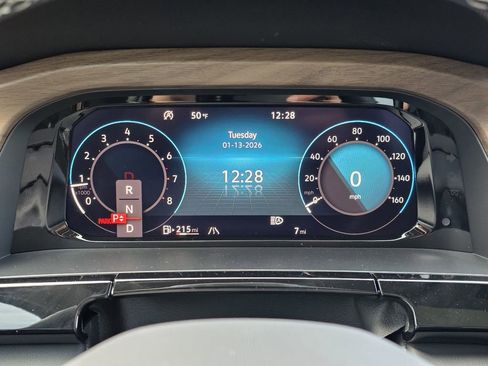 New 2026 Volkswagen Atlas SE FWD image 13