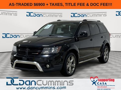 Used 2017 Dodge Journey Crossroad FWD image 1