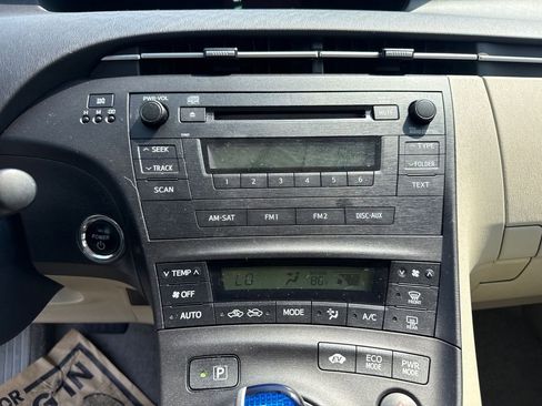 Used 2011 Toyota Prius Two FWD image 21