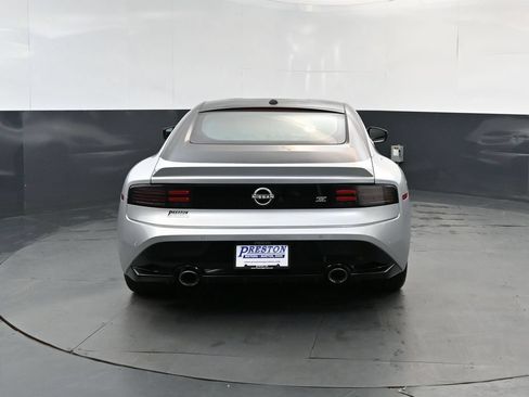 Used 2023 Nissan Z w/ Floor Mat Package (L93) RWD image 4
