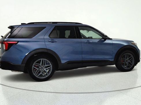 Used 2025 Ford Explorer ST w/ Sun And Sound Package AWD/4WD image 7