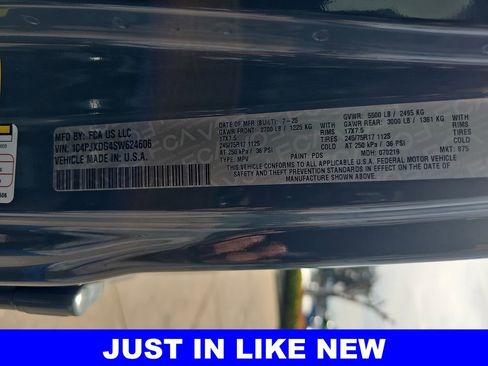 Used 2025 Jeep Wrangler Sport image 41