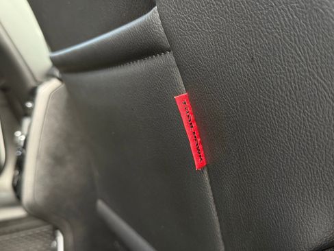 Used 2023 Jeep Compass Trailhawk w/ Trailhawk Convenience Group image 30