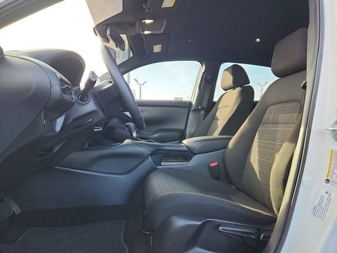 Used 2025 Honda HR-V Sport image 13