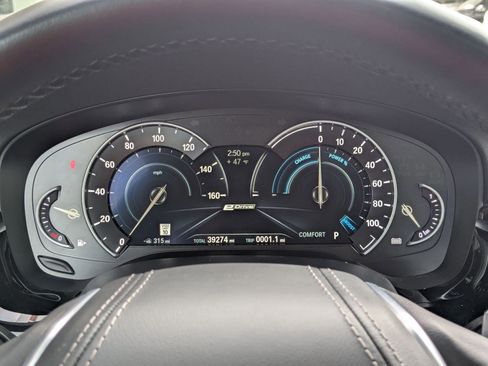 Used 2018 BMW 530e 530e iPerformance image 15