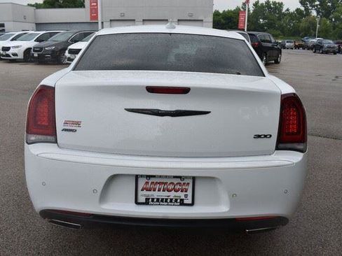 Used 2023 Chrysler 300 Touring L w/ Popular Equipment Group AWD/4WD image 7