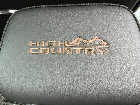 New 2026 Chevrolet Tahoe High Country AWD/4WD image 14