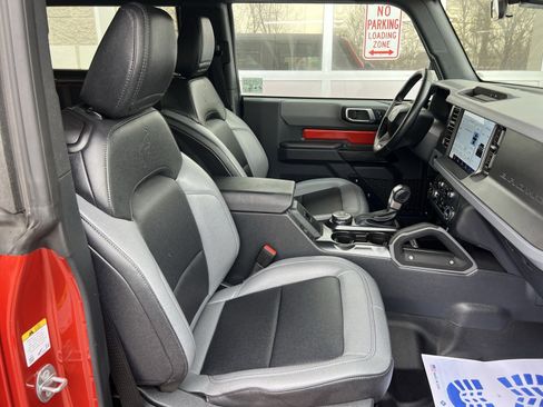 Used 2024 Ford Bronco Big Bend image 24